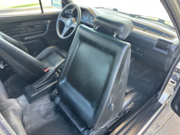 Used-1988-BMW-3-Series-325i