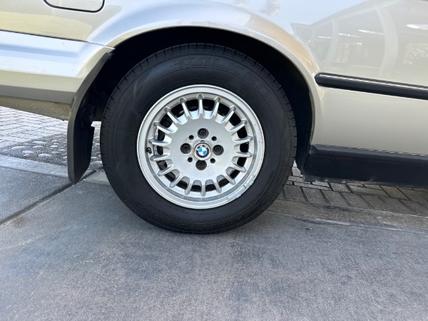 Used-1988-BMW-3-Series-325i