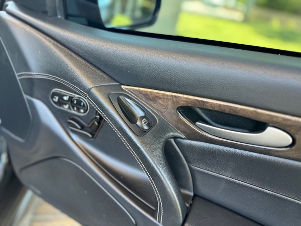 Used-2011-Mercedes-Benz-SL550