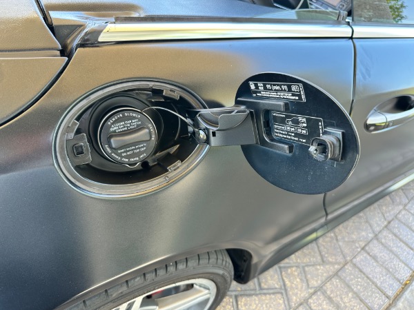 Used-2011-Mercedes-Benz-SL550