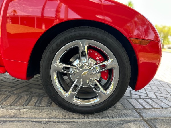 Used-2005-Chevrolet-SSR-LS