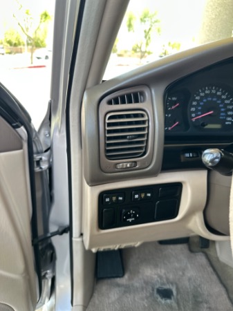 Used-2000-Toyota-Land-Cruiser