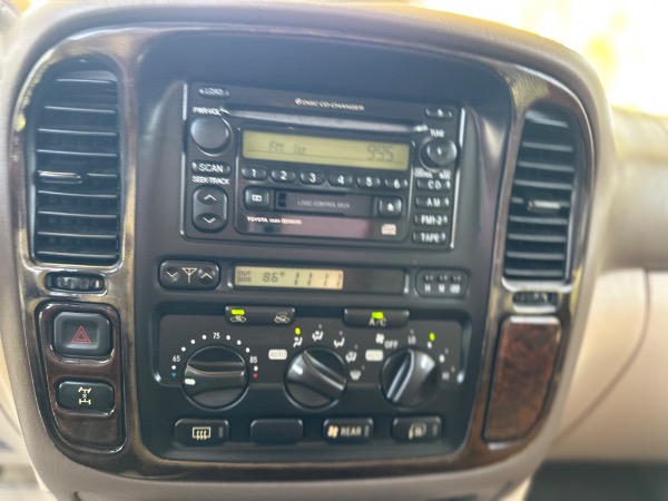 Used-2000-Toyota-Land-Cruiser