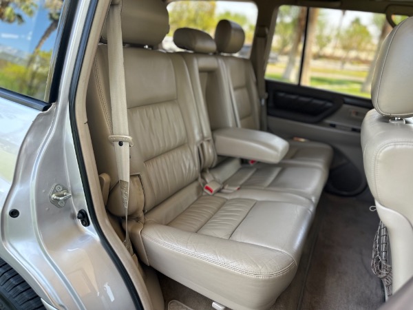 Used-2000-Toyota-Land-Cruiser