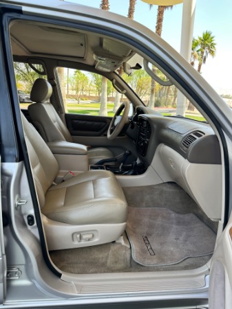 Used-2000-Toyota-Land-Cruiser