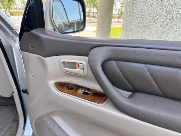 Used-2000-Toyota-Land-Cruiser