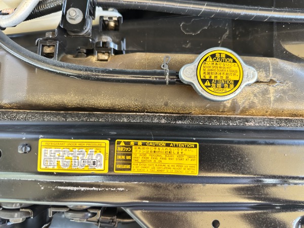 Used-2000-Toyota-Land-Cruiser