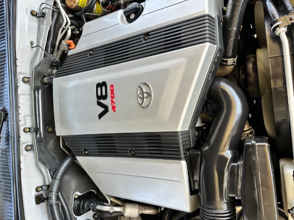Used-2000-Toyota-Land-Cruiser