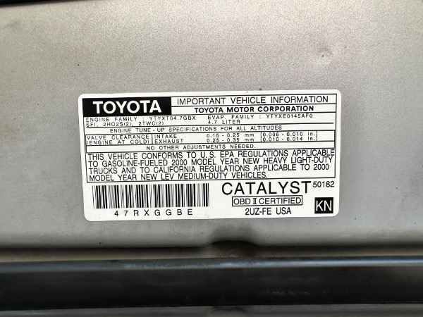 Used-2000-Toyota-Land-Cruiser