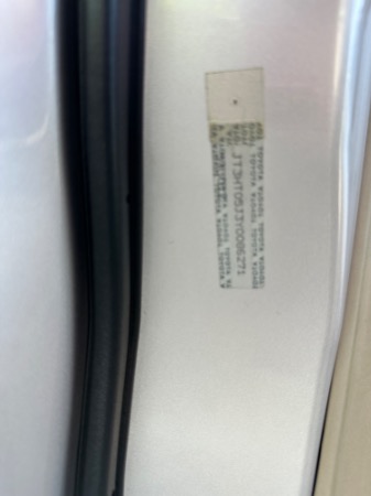Used-2000-Toyota-Land-Cruiser