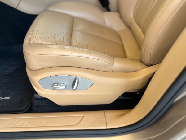Used-2017-Porsche-Macan