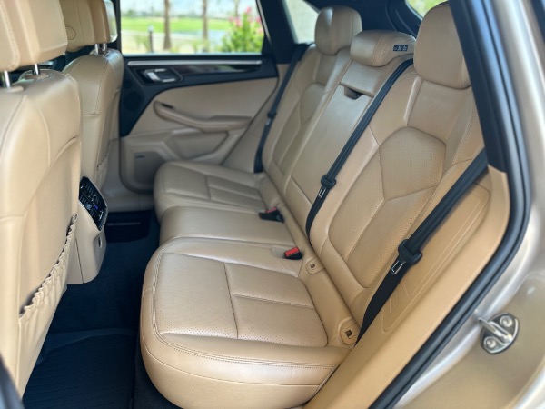 Used-2017-Porsche-Macan