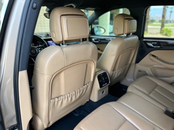 Used-2017-Porsche-Macan