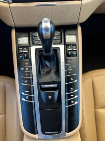Used-2017-Porsche-Macan