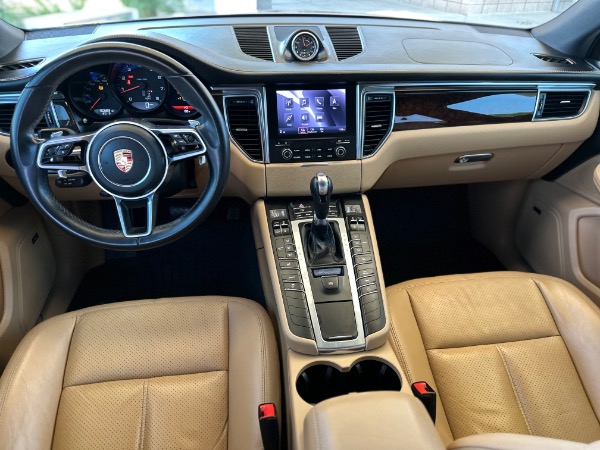 Used-2017-Porsche-Macan