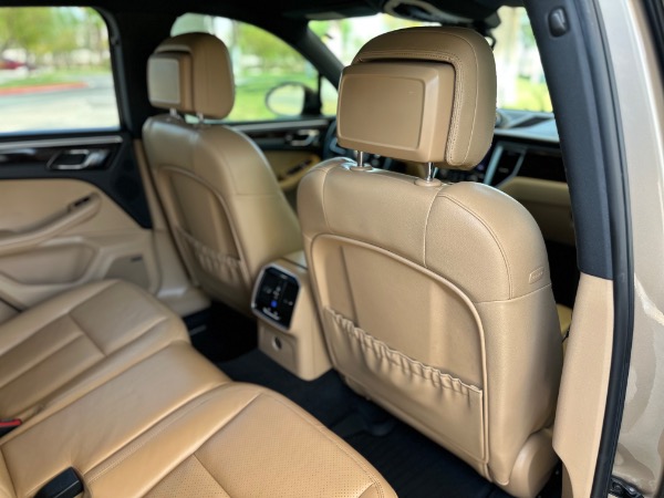 Used-2017-Porsche-Macan