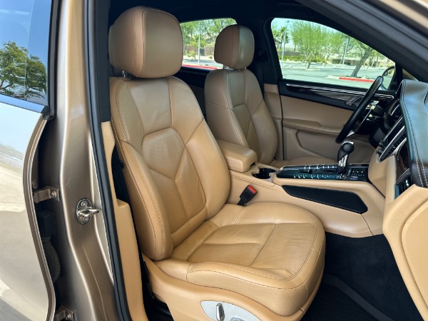 Used-2017-Porsche-Macan