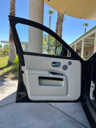 Used-2011-Rolls-Royce-Ghost