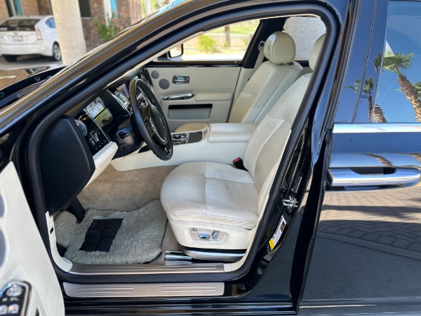 Used-2011-Rolls-Royce-Ghost
