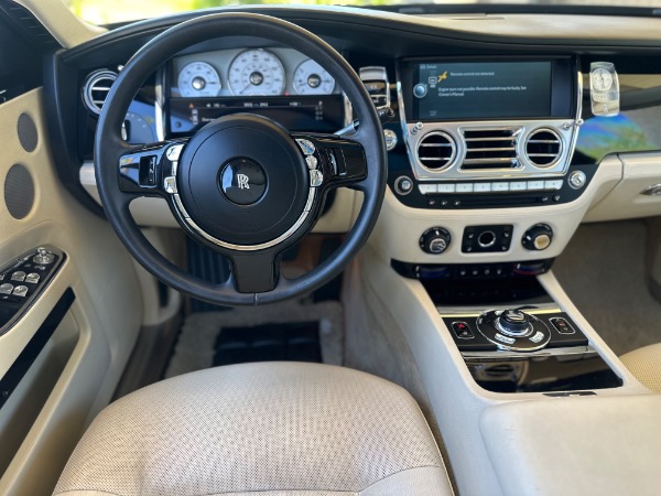 Used-2011-Rolls-Royce-Ghost
