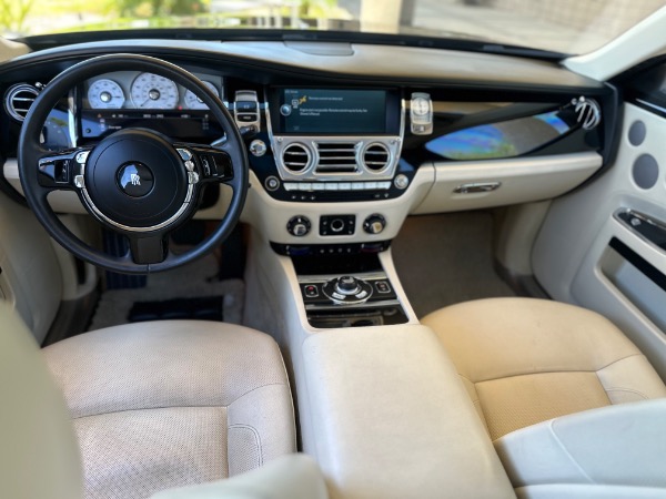 Used-2011-Rolls-Royce-Ghost