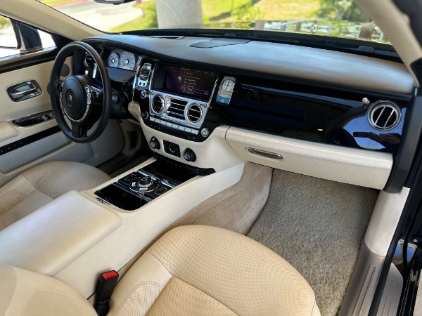Used-2011-Rolls-Royce-Ghost