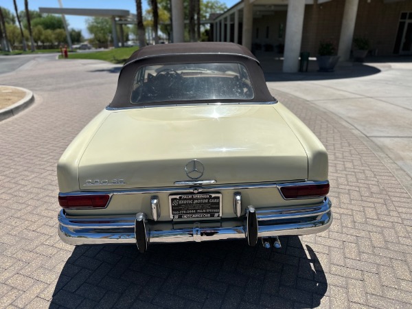 Used-1969-Mercedes-Benz-280SE