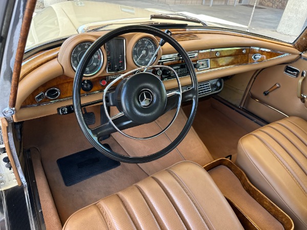 Used-1969-Mercedes-Benz-280SE