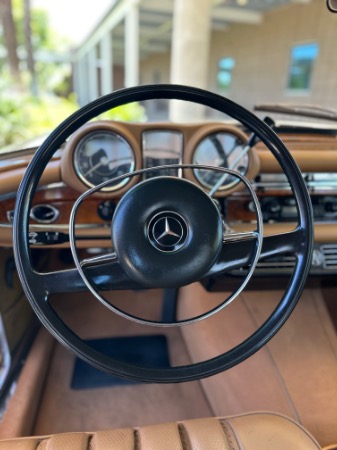 Used-1969-Mercedes-Benz-280SE
