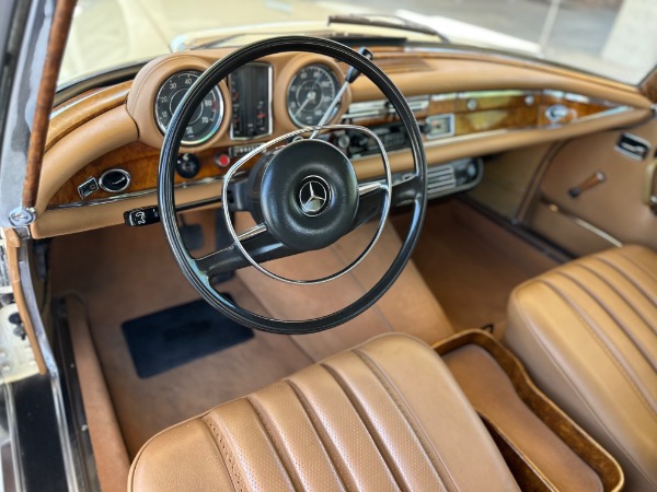 Used-1969-Mercedes-Benz-280SE