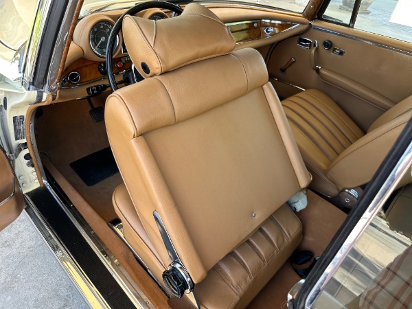 Used-1969-Mercedes-Benz-280SE