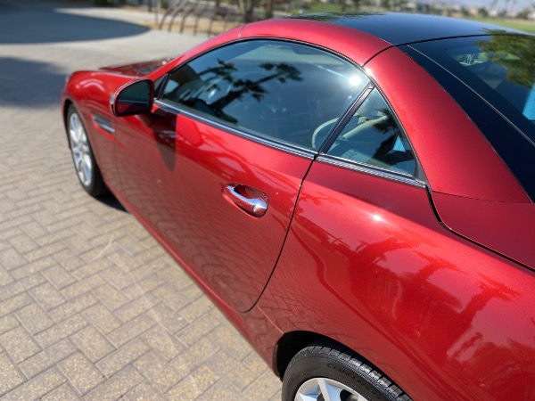 Used-2018-Mercedes-Benz-SLC-300