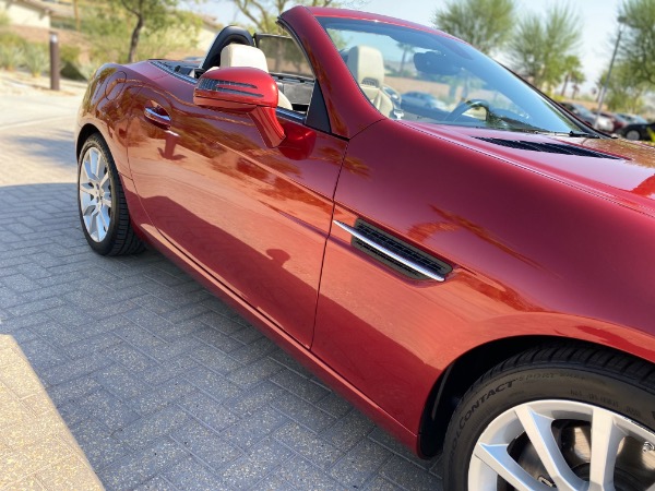 Used-2018-Mercedes-Benz-SLC-300