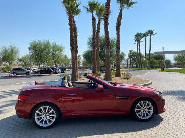 Used-2018-Mercedes-Benz-SLC-300