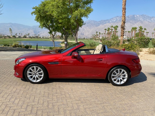 Used-2018-Mercedes-Benz-SLC-300