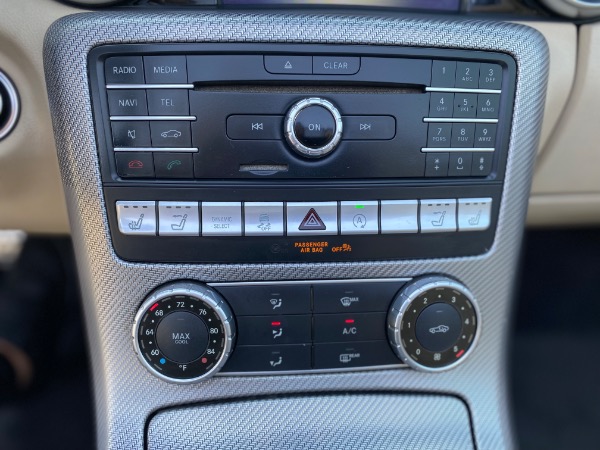 Used-2018-Mercedes-Benz-SLC-300