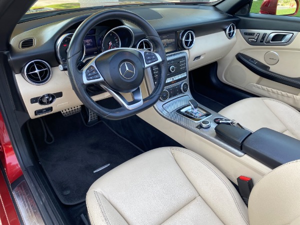 Used-2018-Mercedes-Benz-SLC-300