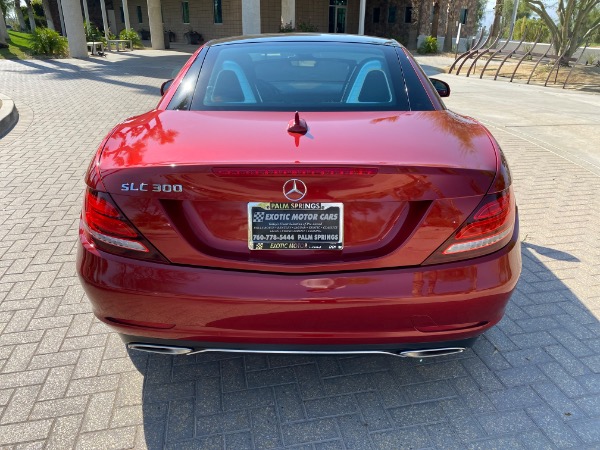 Used-2018-Mercedes-Benz-SLC-300