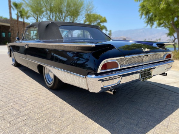 Used-1960-Ford-Galaxie-Sunliner