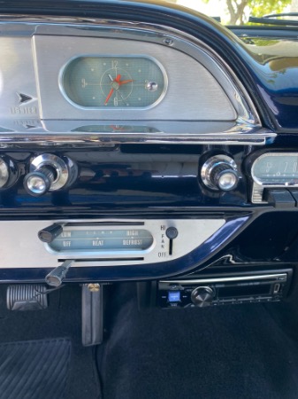 Used-1960-Ford-Galaxie-Sunliner
