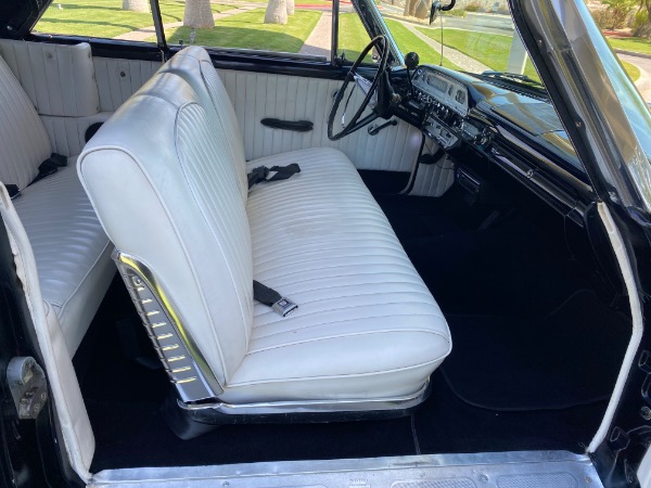 Used-1960-Ford-Galaxie-Sunliner