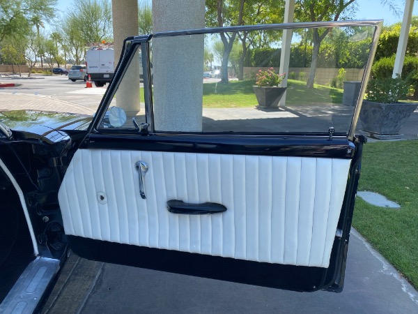 Used-1960-Ford-Galaxie-Sunliner