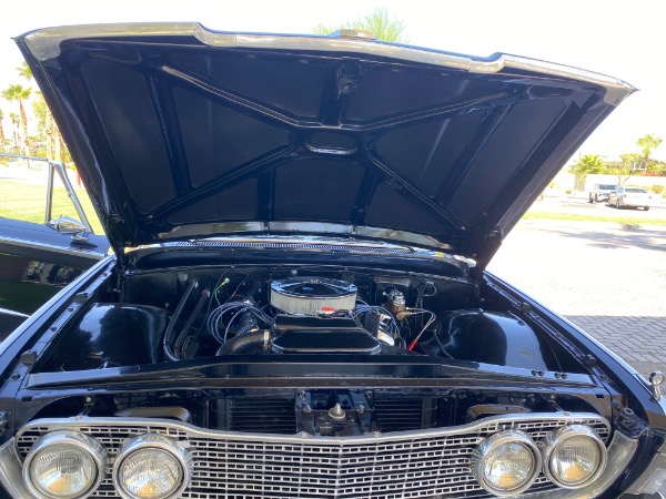 Used-1960-Ford-Galaxie-Sunliner