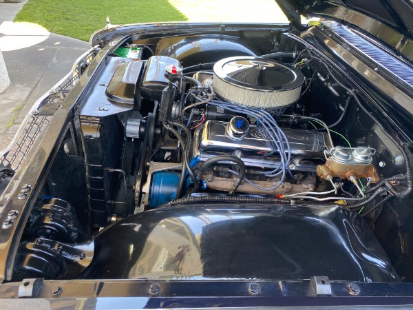 Used-1960-Ford-Galaxie-Sunliner