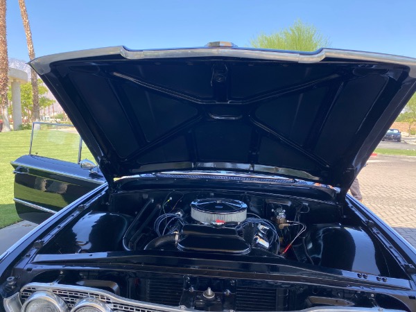 Used-1960-Ford-Galaxie-Sunliner