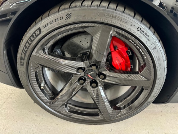 Used-2023-Chevrolet-Corvette-Z06