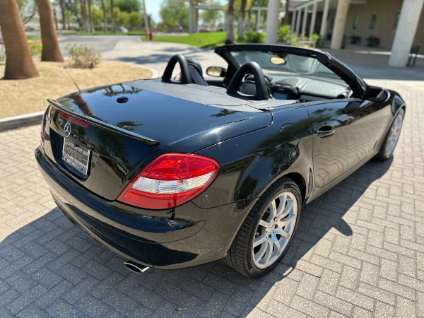 Used-2006-Mercedes-Benz-SLK-350-30-V6