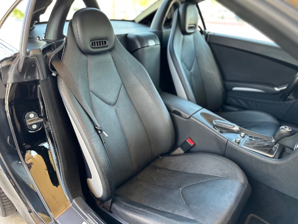 Used-2006-Mercedes-Benz-SLK-350-30-V6