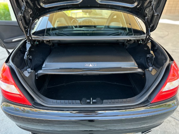 Used-2006-Mercedes-Benz-SLK-350-30-V6