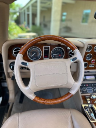 Used-2003-Bentley-Azure-Final-Series